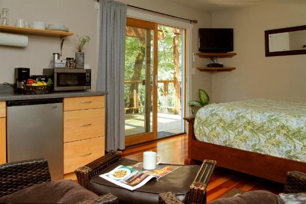 Coho Cottages image 25